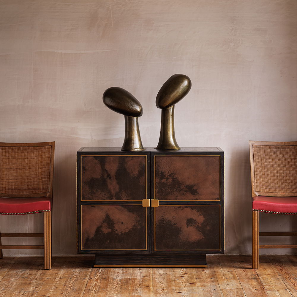 Royere Cabinet Small 2390.MGD.000 01c
