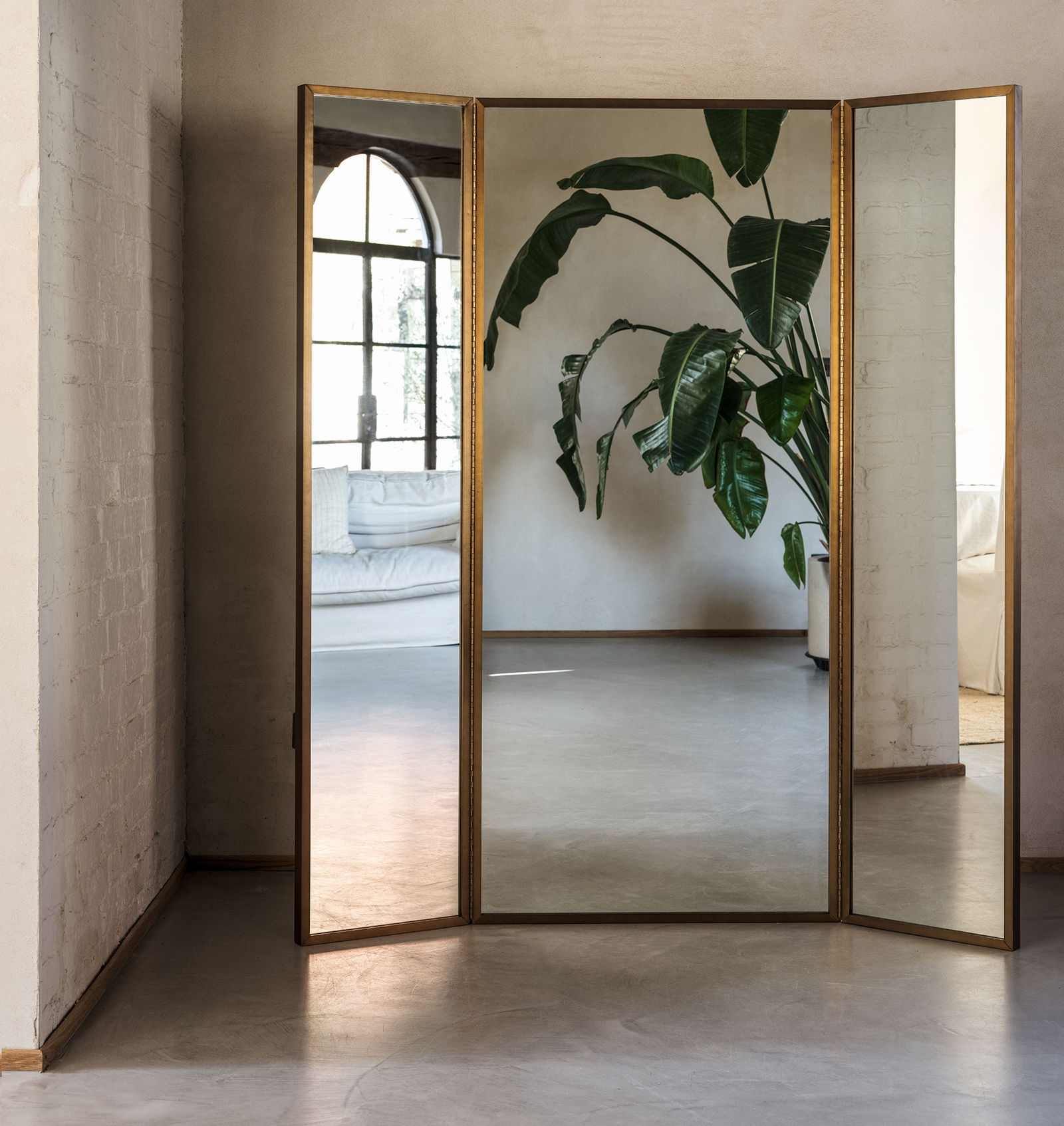 Savoy Mirror 5546.JSV.000 01