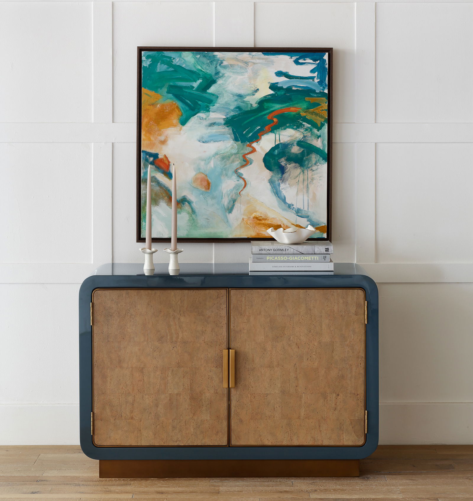 Monterey Cabinet BERN.04.LAC 01b
