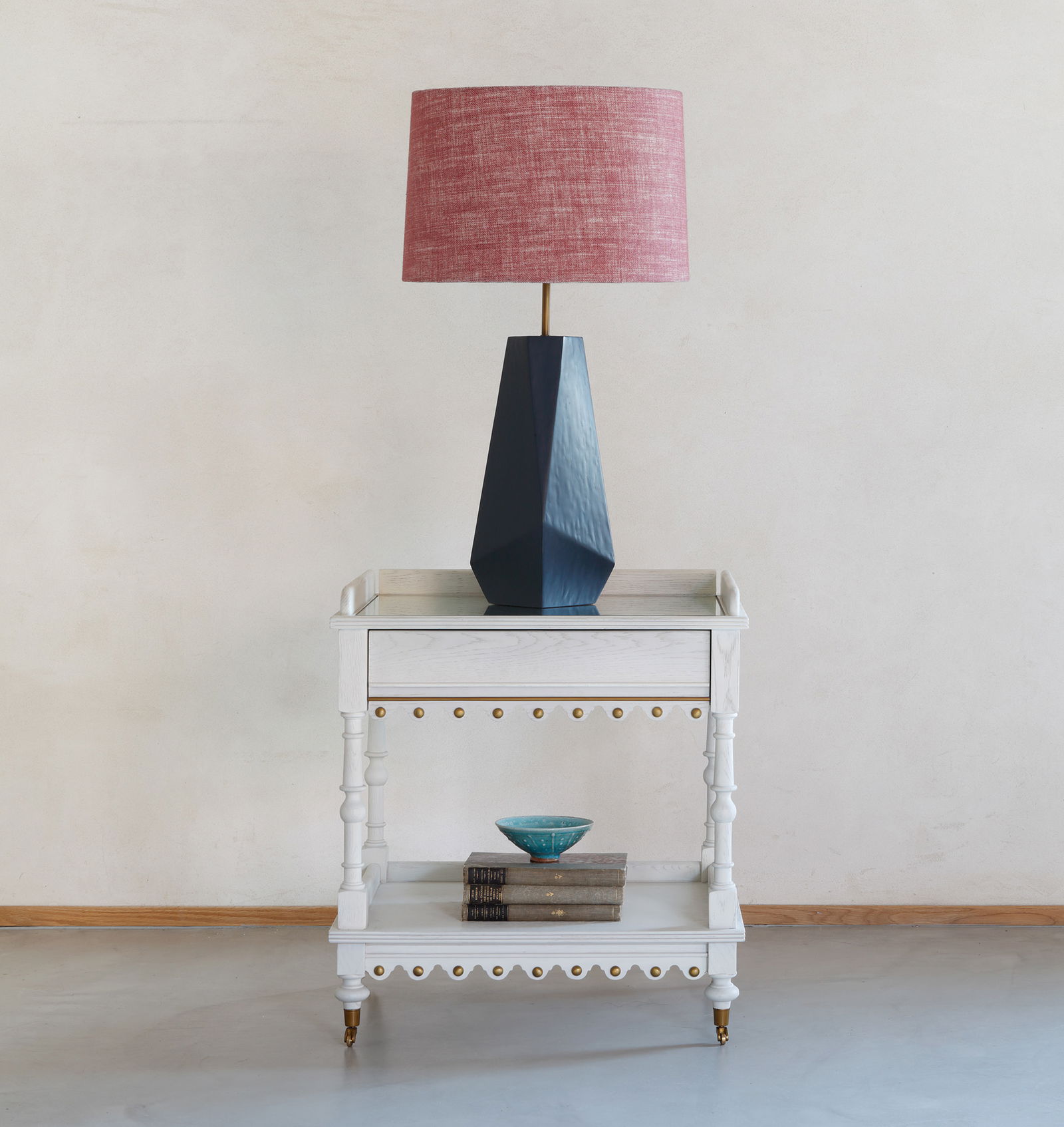 Ella Side Table 5509.BOK.000 01a
