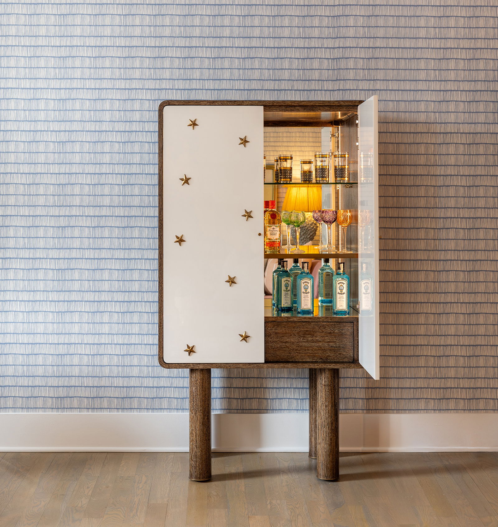 Mariner Bar Cabinet WHITE 01b